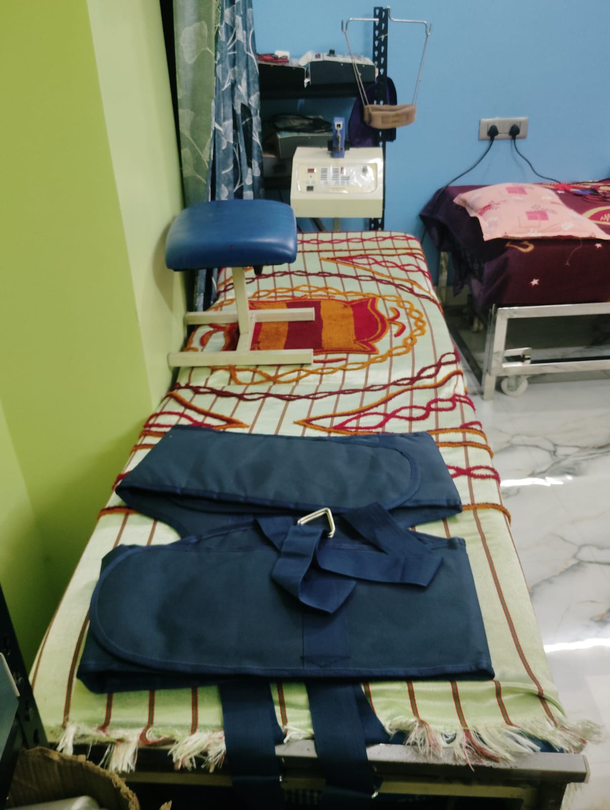 Dr Arjun Sahoo physiotherapy clinic Interior 4